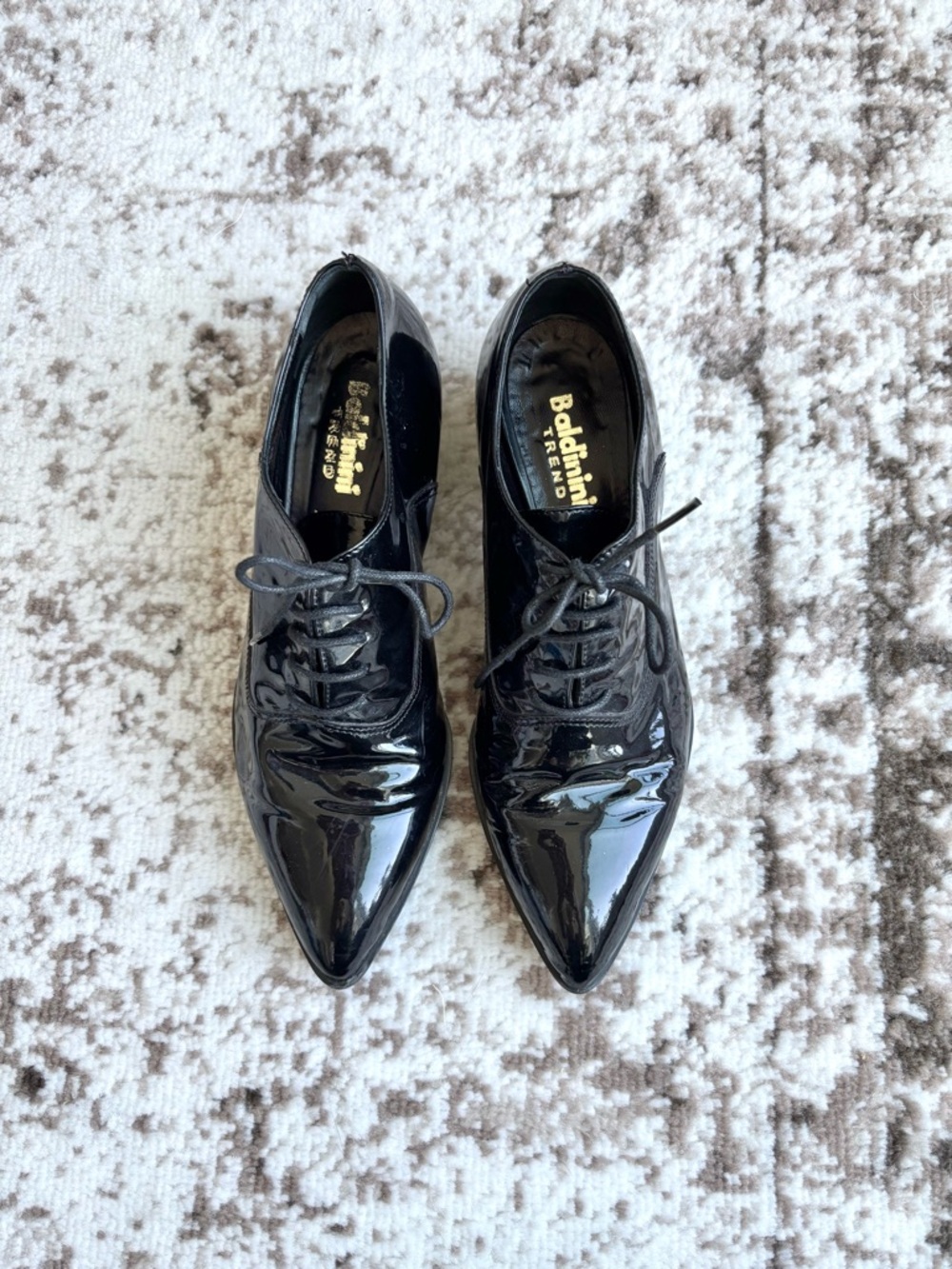 Baldinini Italy Made Pointed Black Patent Leather Oxford Lace-Up Shoes (Size 6) - Picture 6 of 10